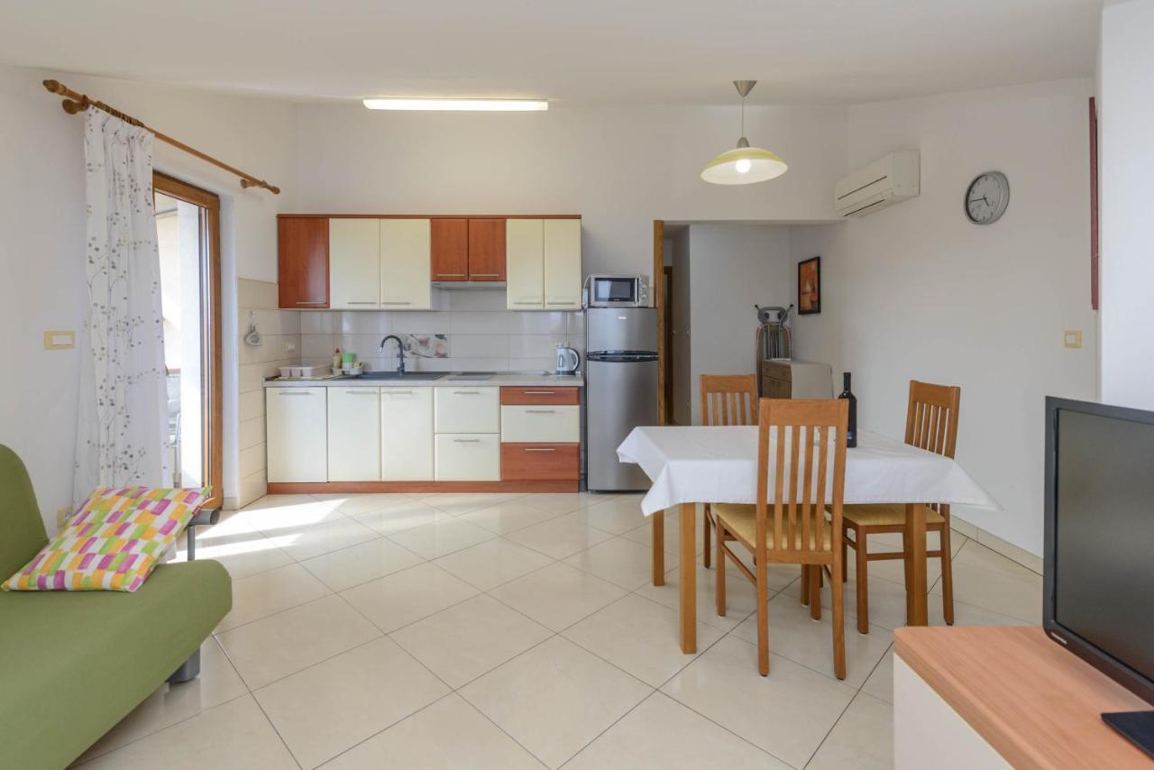 Appartamento Milar Rovigno